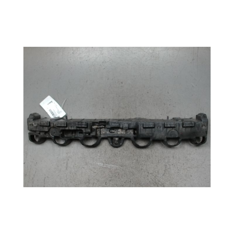 SUPPORT CENTRAL PARE-CHOC ARRIERE  RENAULT CLIO IV 2012-