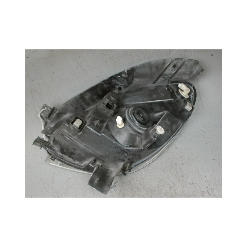 PHARE DROIT CITROEN XSARA PICASSO