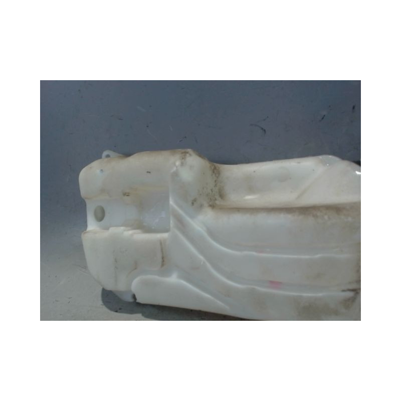 RESERVOIR LAVE-GLACE AVANT NISSAN QHASQAI 2007-
