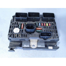 BOITE A FUSIBLES PEUGEOT 407