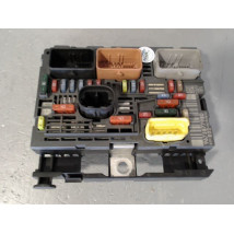 BOITE A FUSIBLES CITROEN C4