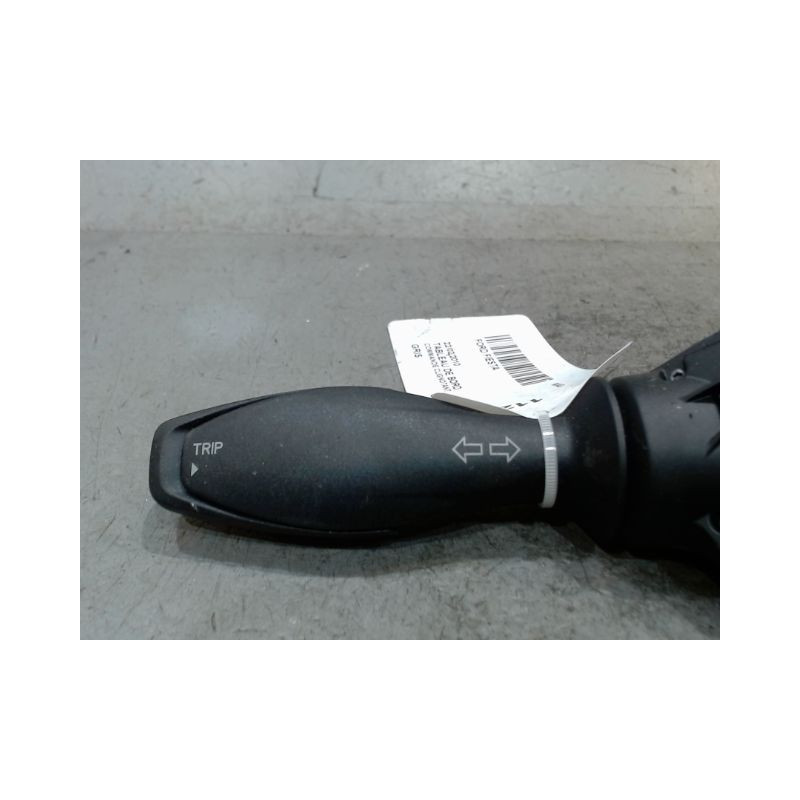 COMMANDE CLIGNOTANT FORD FIESTA