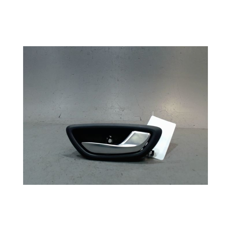 POIGNEE INTERIEURE PORTE AVANT DROIT RENAULT MEGANE