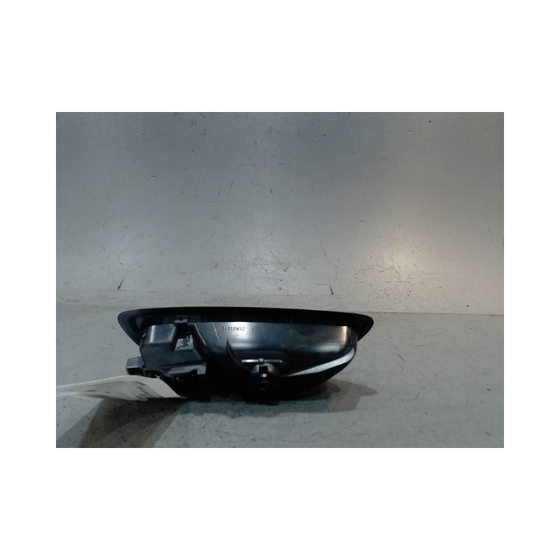 POIGNEE INTERIEURE PORTE AVANT DROIT RENAULT MEGANE