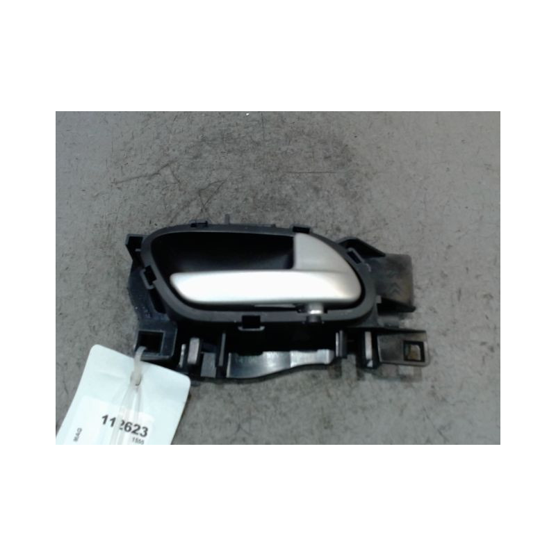 POIGNEE INTERIEURE PORTE AVANT DROIT CITROEN BERLINGO