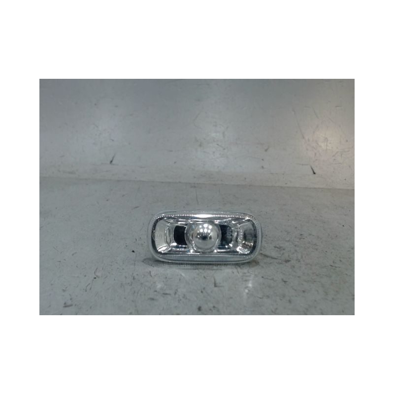 REPETITEUR AILE GAUCHE AUDI A3