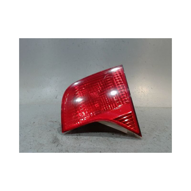 FEU ARRIERE INTERIEUR DROIT AUDI A4