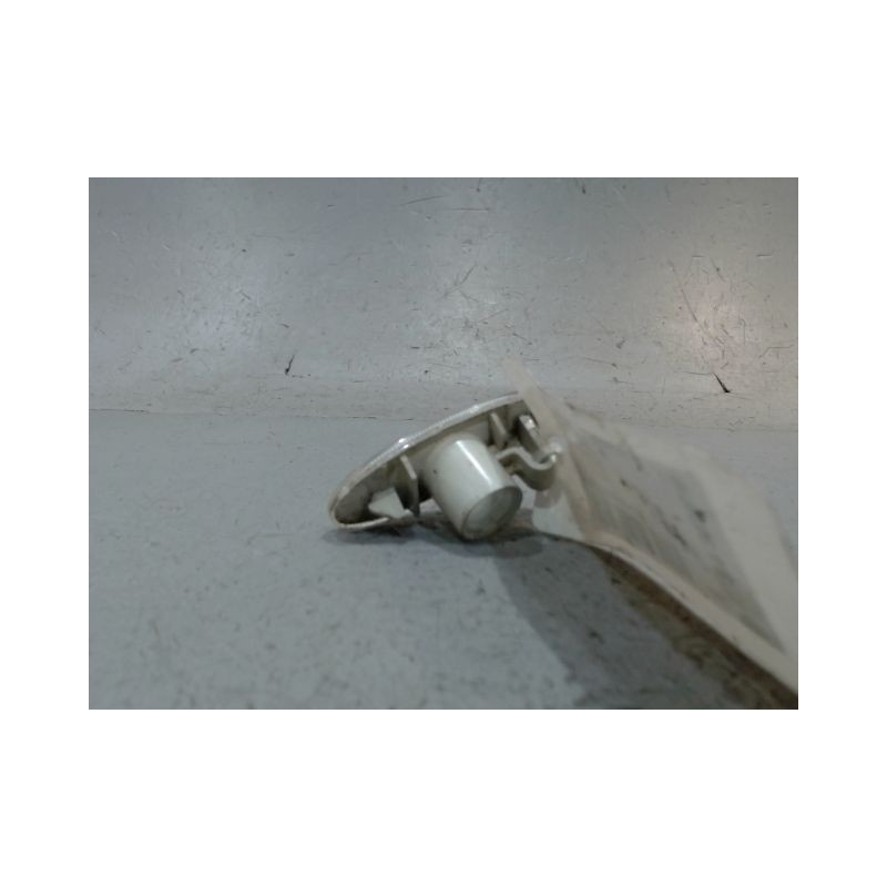 REPETITEUR AILE DROIT NISSAN QASHQAI