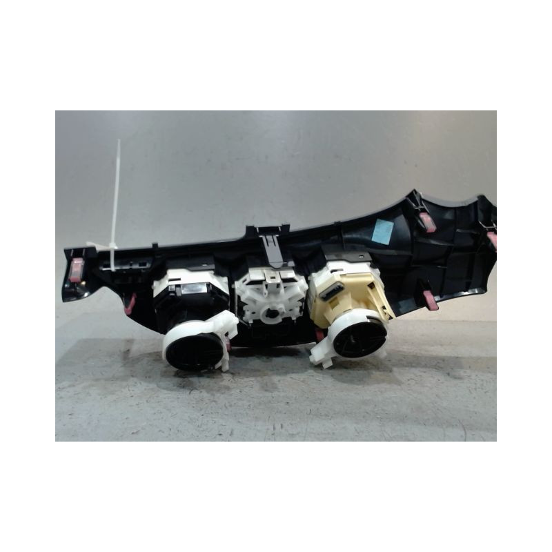 COMMANDE DE CHAUFFAGE TOYOTA YARIS