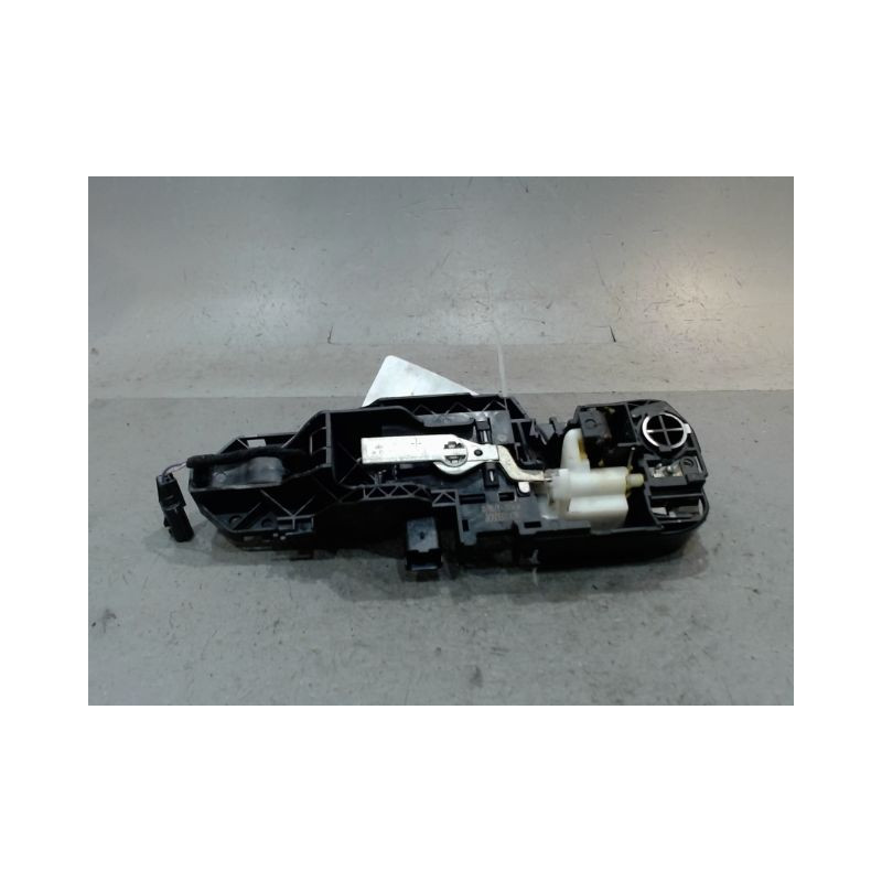POIGNEE EXTERIEURE PORTE AVANT DROIT RENAULT MEGANE
