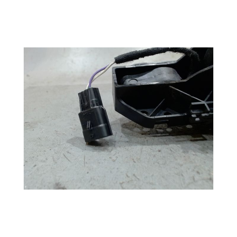 POIGNEE EXTERIEURE PORTE AVANT DROIT RENAULT MEGANE