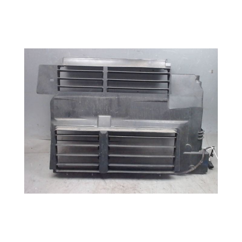 BUSE VENTILATEUR FORD FOCUS