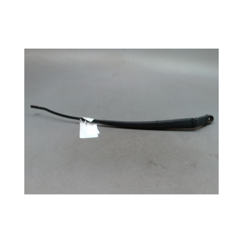 BRAS ESSUIE-GLACE AVANT DROIT TOYOTA YARIS II Phase 2 2009-2011