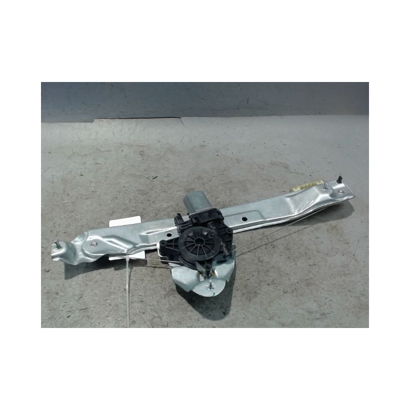 MECANISME+MOTEUR LEVE-GLACE ARRIERE GAUCHE DACIA DUSTER 2010-