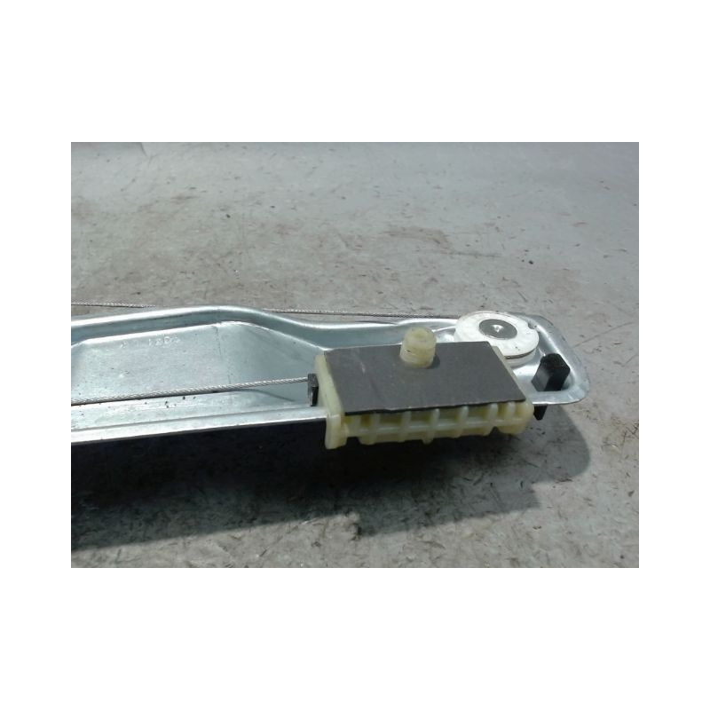 MECANISME+MOTEUR LEVE-GLACE ARRIERE GAUCHE DACIA DUSTER 2010-