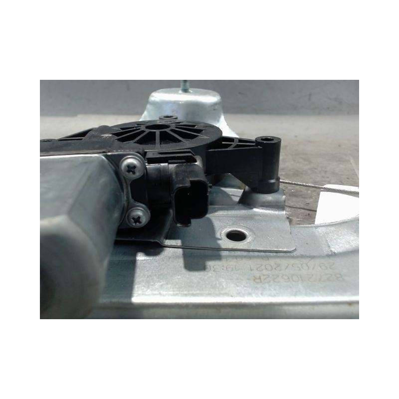 MECANISME+MOTEUR LEVE-GLACE ARRIERE GAUCHE DACIA DUSTER 2010-