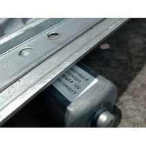 MECANISME+MOTEUR LEVE-GLACE ARRIERE GAUCHE DACIA DUSTER 2010-