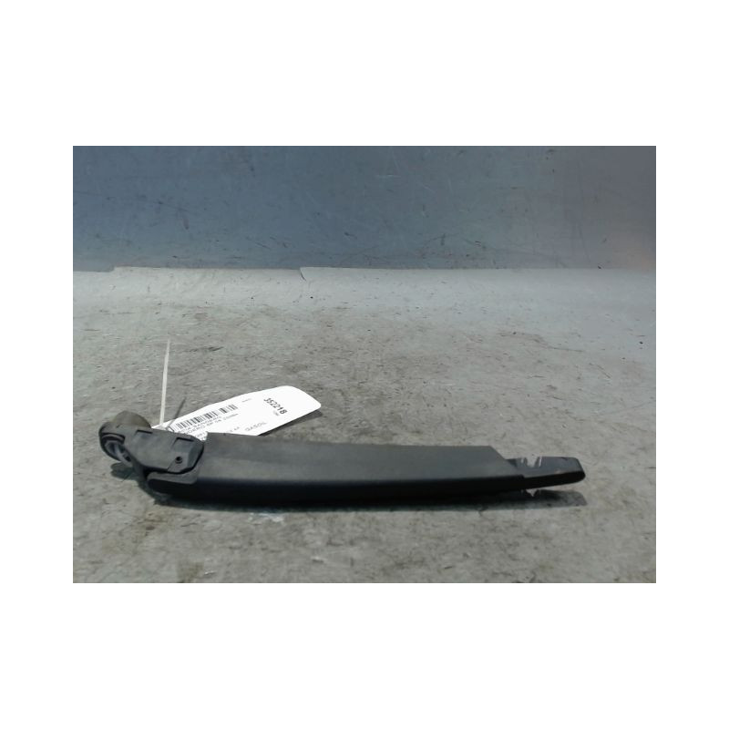BRAS ESSUIE-GLACE ARRIERE DACIA SANDERO 2008-