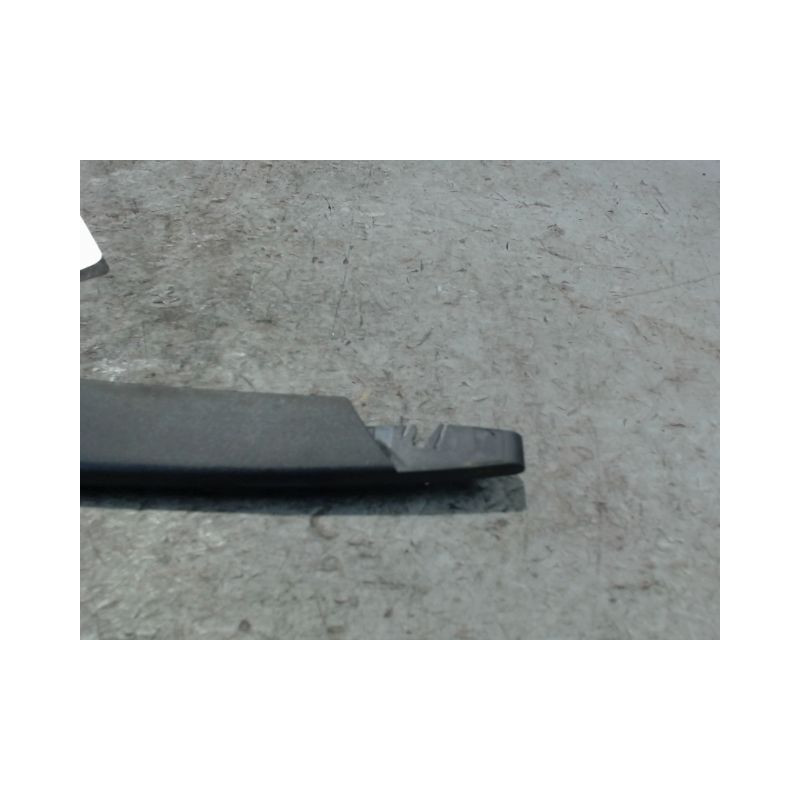 BRAS ESSUIE-GLACE ARRIERE DACIA SANDERO 2008-