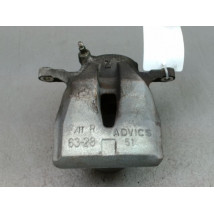 ETRIER DE FREIN AVANT DROIT TOYOTA AURIS 2010-