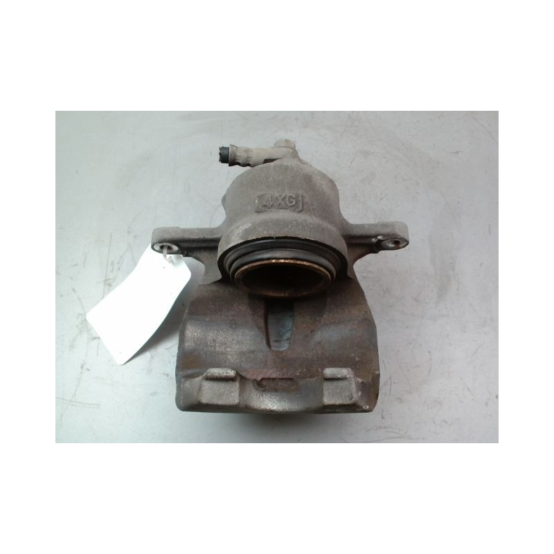 ETRIER DE FREIN AVANT GAUCHE TOYOTA AURIS 2010-