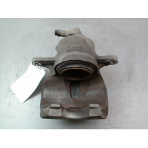 ETRIER DE FREIN AVANT GAUCHE TOYOTA AURIS 2010-