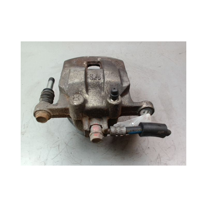 ETRIER DE FREIN AVANT DROIT SUZUKI SWIFT III 2005-2011