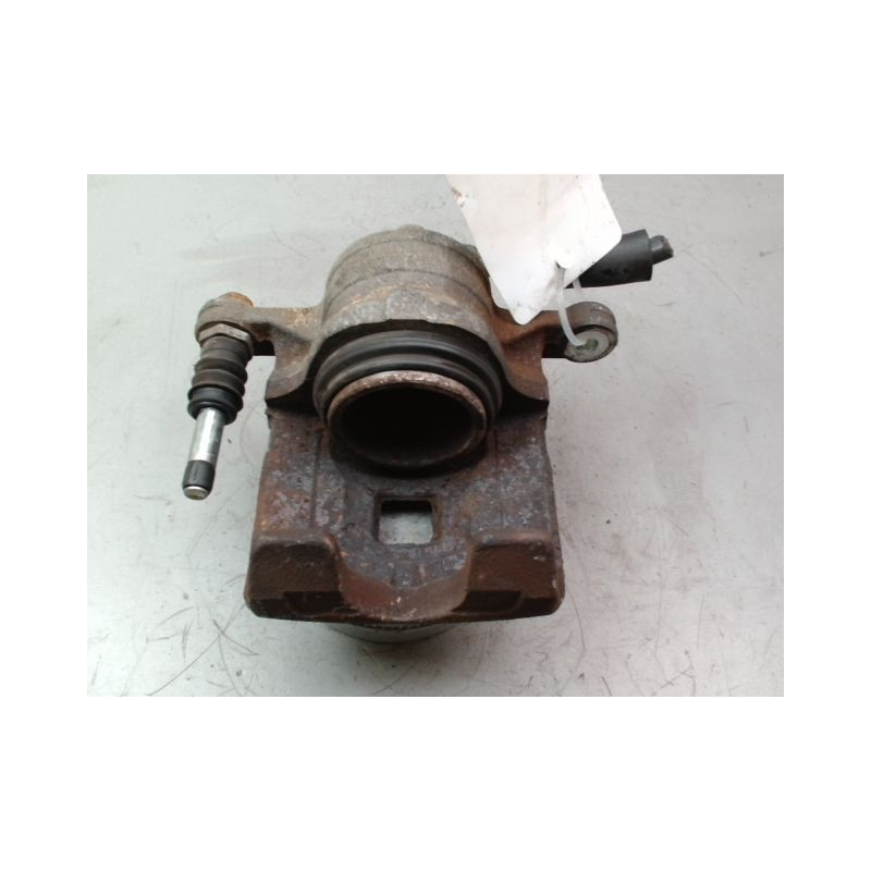 ETRIER DE FREIN AVANT DROIT SUZUKI SWIFT III 2005-2011