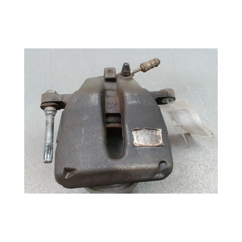ETRIER DE FREIN AVANT GAUCHE OPEL CROSSLAND