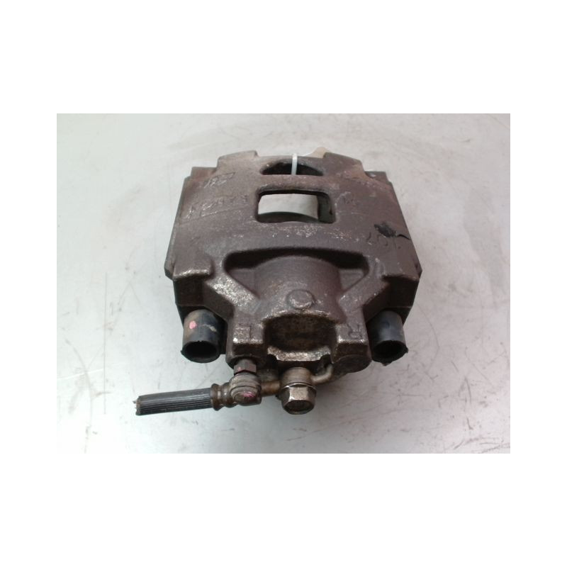 ETRIER DE FREIN AVANT GAUCHE TOYOTA YARIS 2005-