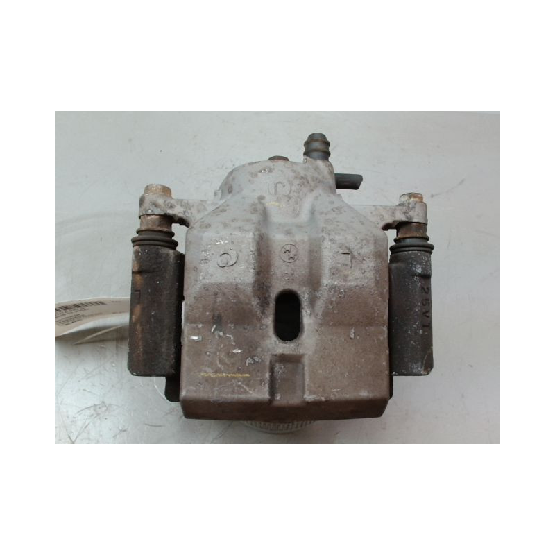 ETRIER DE FREIN AVANT GAUCHE TOYOTA PRIUS 2004-