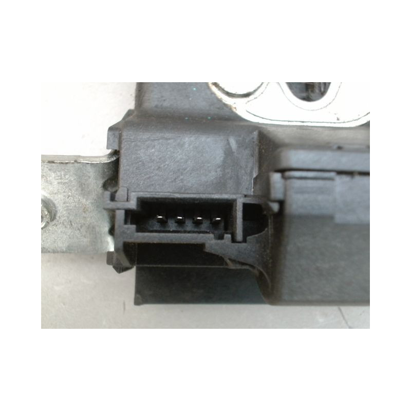SERRURE HAYON  OPEL CORSA