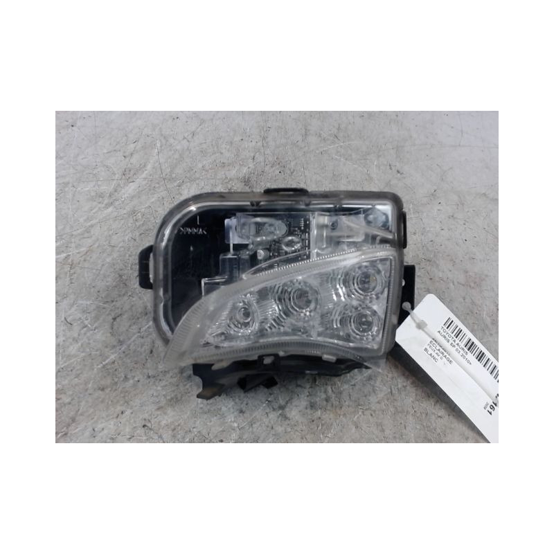 FEUX AVG TOYOTA AURIS 2010-