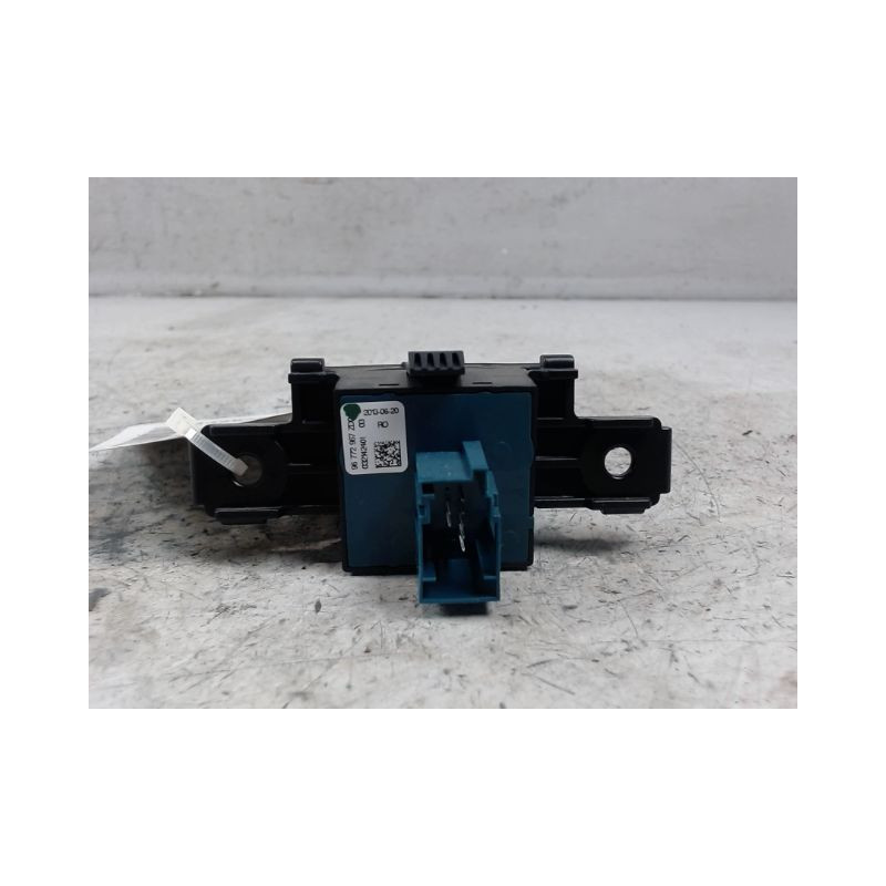 INTERIEUR COMMANDE FREIN A MAIN PEUGEOT 508 2010-