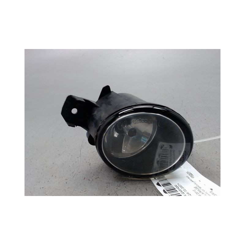 PHARE ANTIBROUILLARD AVANT DROIT NISSAN QHASQAI 2007-