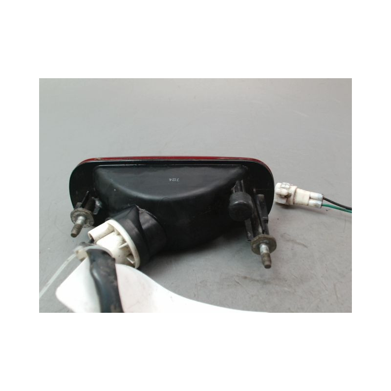 FEU BROUILLARD CENTRAL ARRIERE SUZUKI SWIFT III 2005-2011