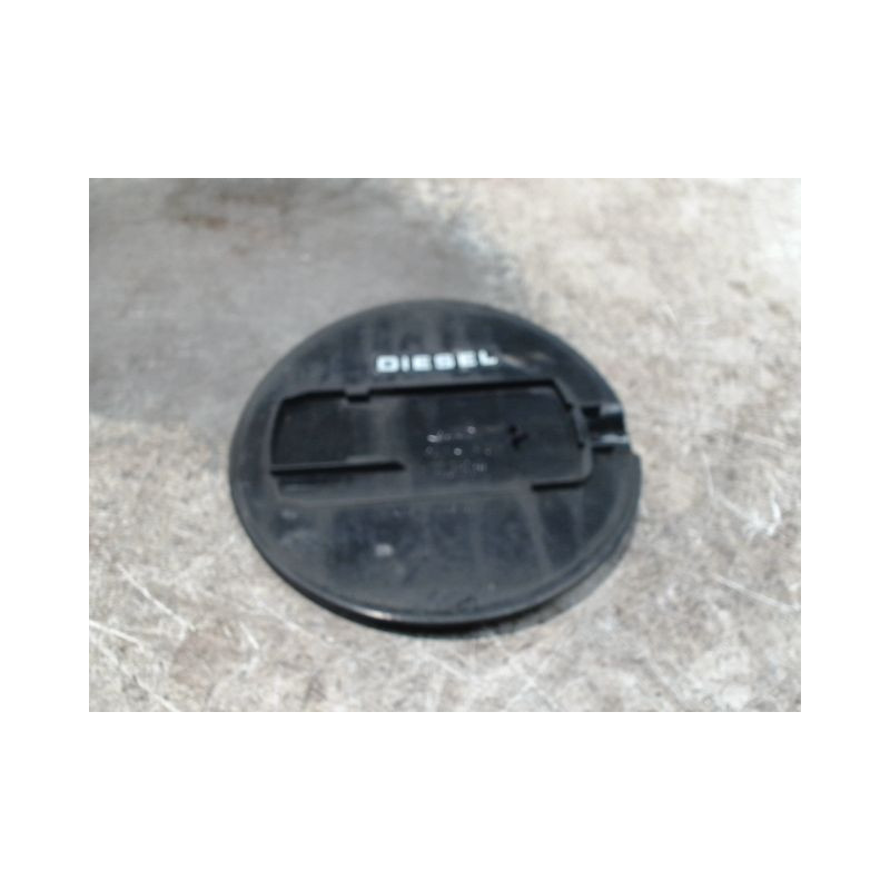 VOLET DE TRAPPE CARBURANT FORD FOCUS 05-07