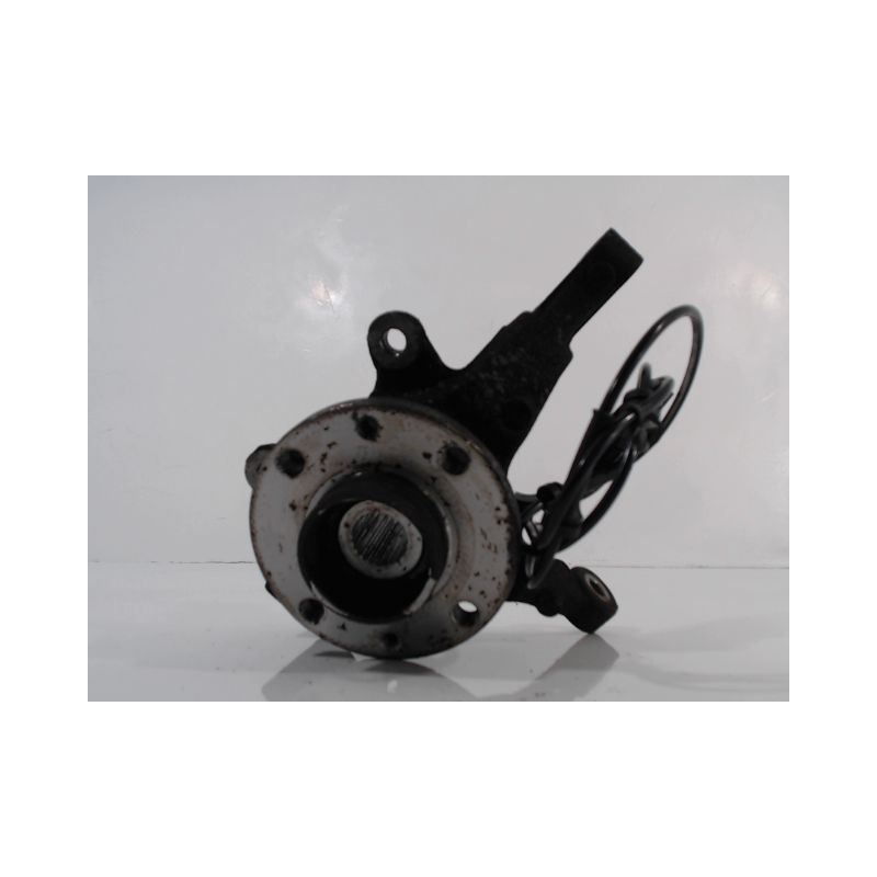 PIVOT AVANT GAUCHE NISSAN MICRA 2005-2007