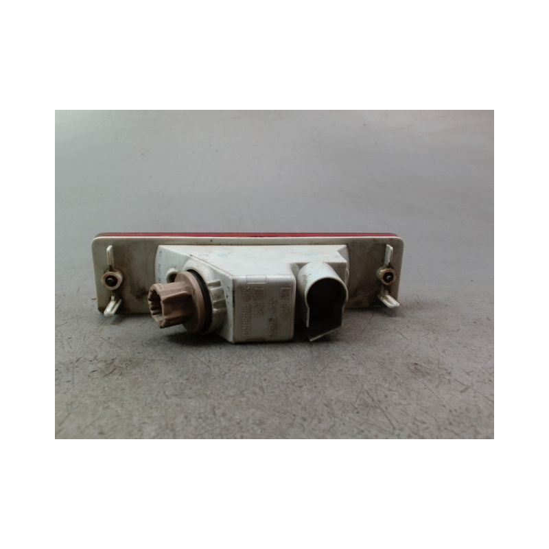 FEU BROUILLARD CENTRAL ARRIERE NISSAN X-TRAIL BREAK I Phase 2 2004-2007