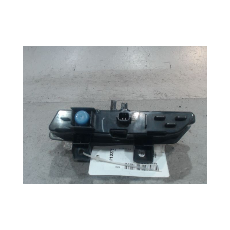 FEUX POSITION GAUCHE RENAULT CLIO