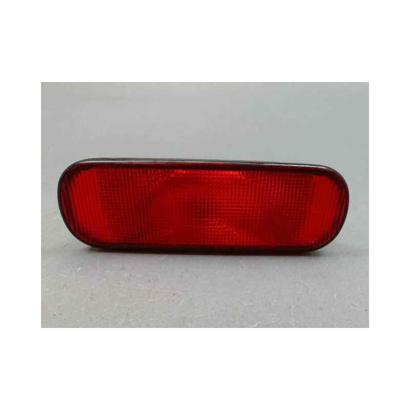 FEU BROUILLARD CENTRAL ARRIERE SUZUKI SWIFT