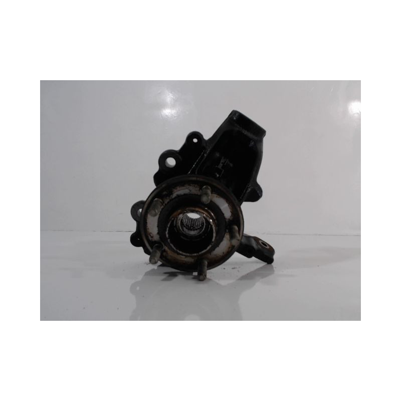 PIVOT AVANT GAUCHE FORD FOCUS BREAK 2005-