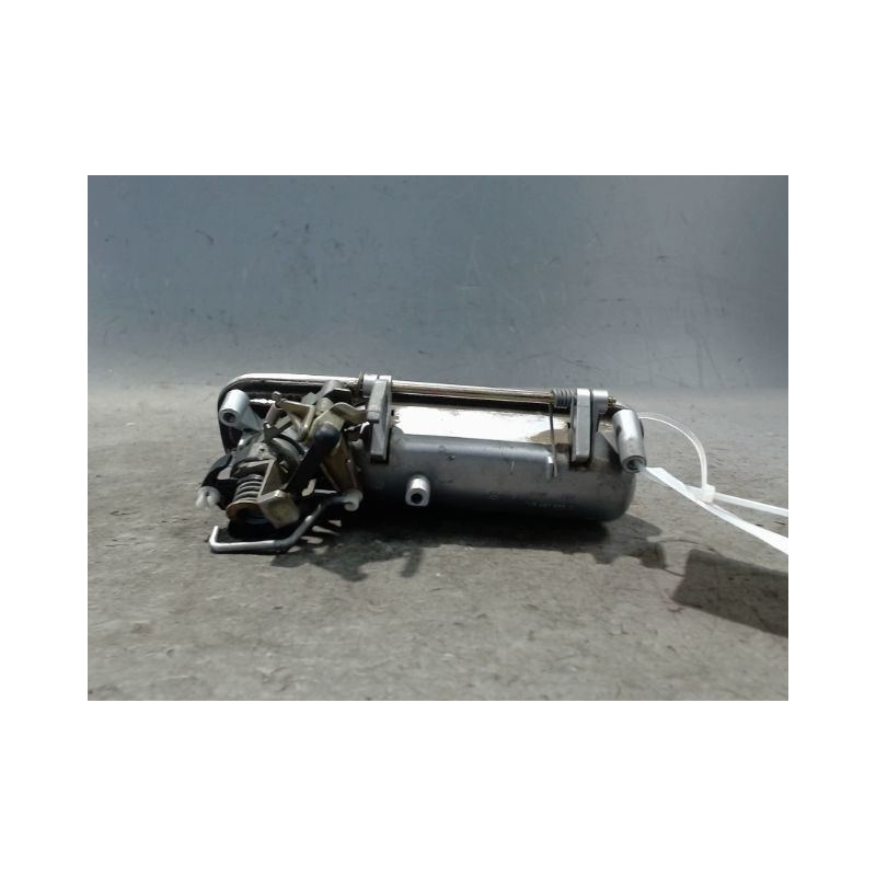 POIGNEE EXTERIEURE HAYON VOLKSWAGEN GOLF IV 98-2004