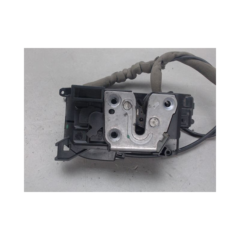 SERRURE PORTE COULISSANTE DROIT RENAULT KANGOO