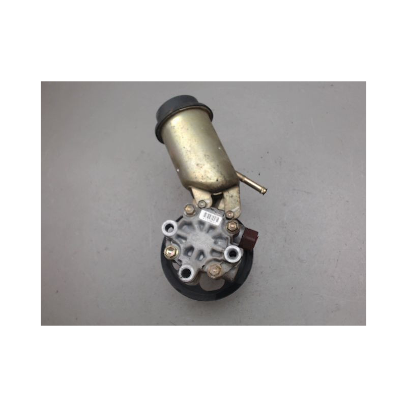 POMPE DIRECTION ASSISTEE TOYOTA YARIS