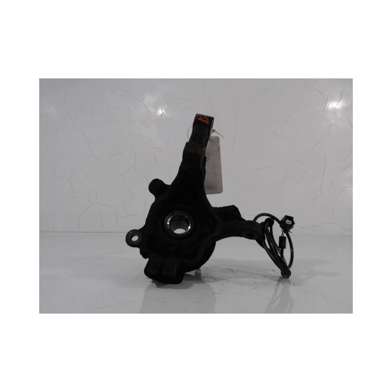 PIVOT AVANT DROIT NISSAN NV200