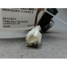 COMMANDE GPS MERCEDES CLASSE E