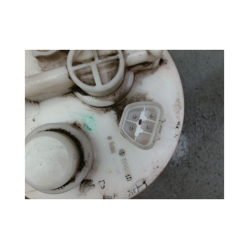 POMPE CARBURANT IMMERGEE TOYOTA COROLLA 2002-