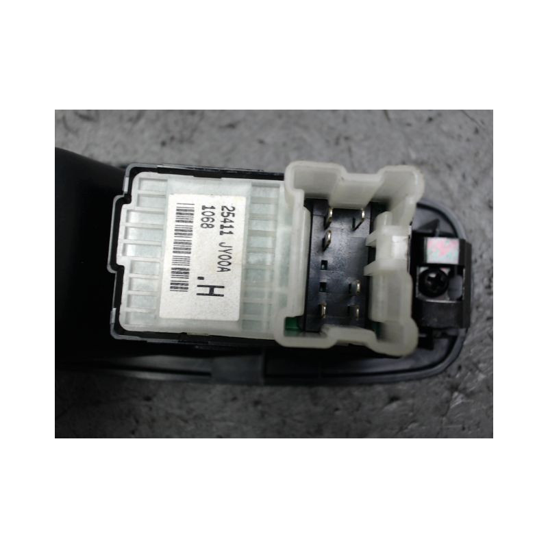 COMMANDE LEVE-GLACE PORTE ARD RENAULT KOLEOS 2008-