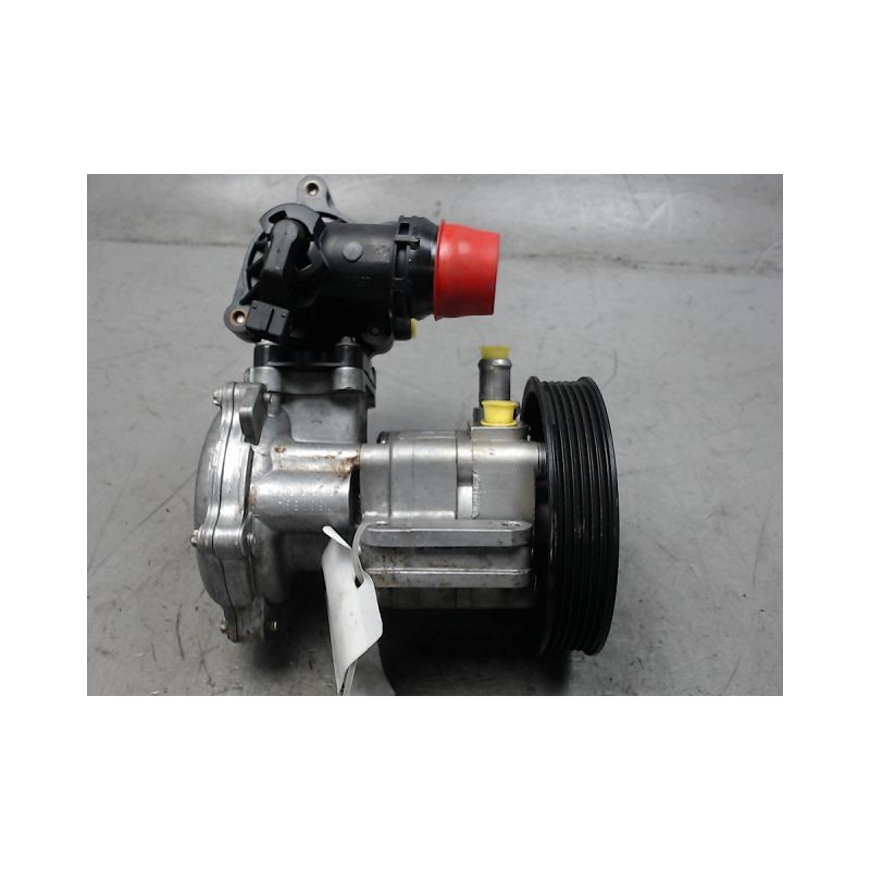 POMPE DIRECTION ASSISTEE B.M.W. SERIE 3